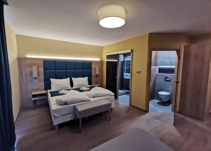 Alpengasthof Tanzstatt 3* لاختال